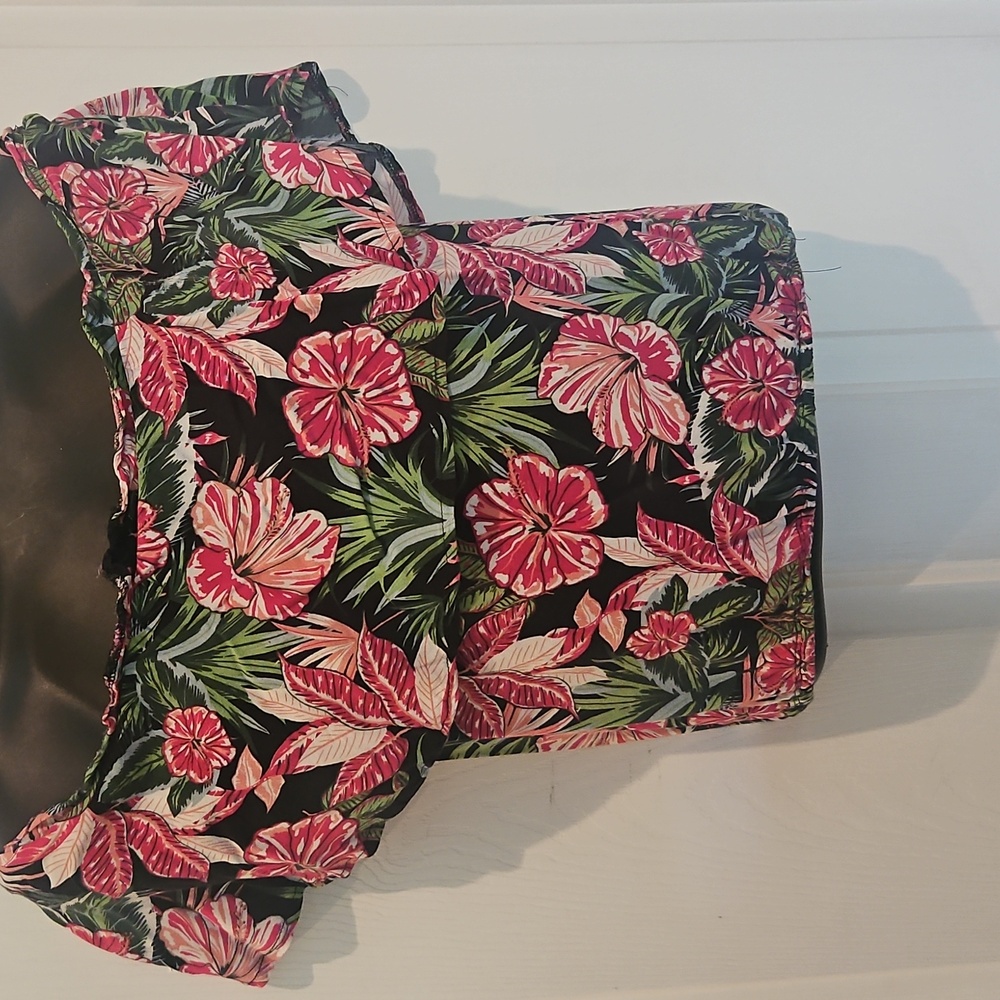 BUNDLE of 5 For 25.00-women’s off shoulder floral blouses